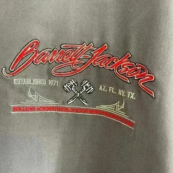 Men’s 50 th Auction Camp Shirt size3XL charcoal, gray in new like condition - Picture 5 of 6